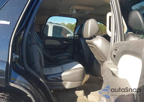 2008 Chevrolet Tahoe Lt W/3Lt из США, поврежденный, VIN 1GNFC130X8R164731